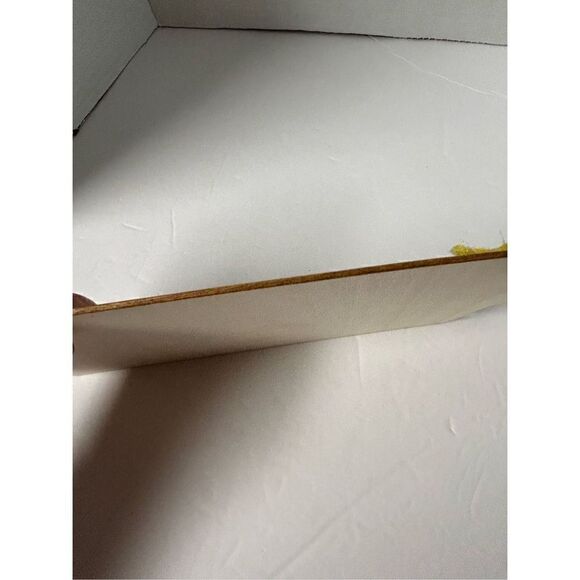 Handmade decorative Easter/Spring/Bunny cutting board - Picture 5 of 5